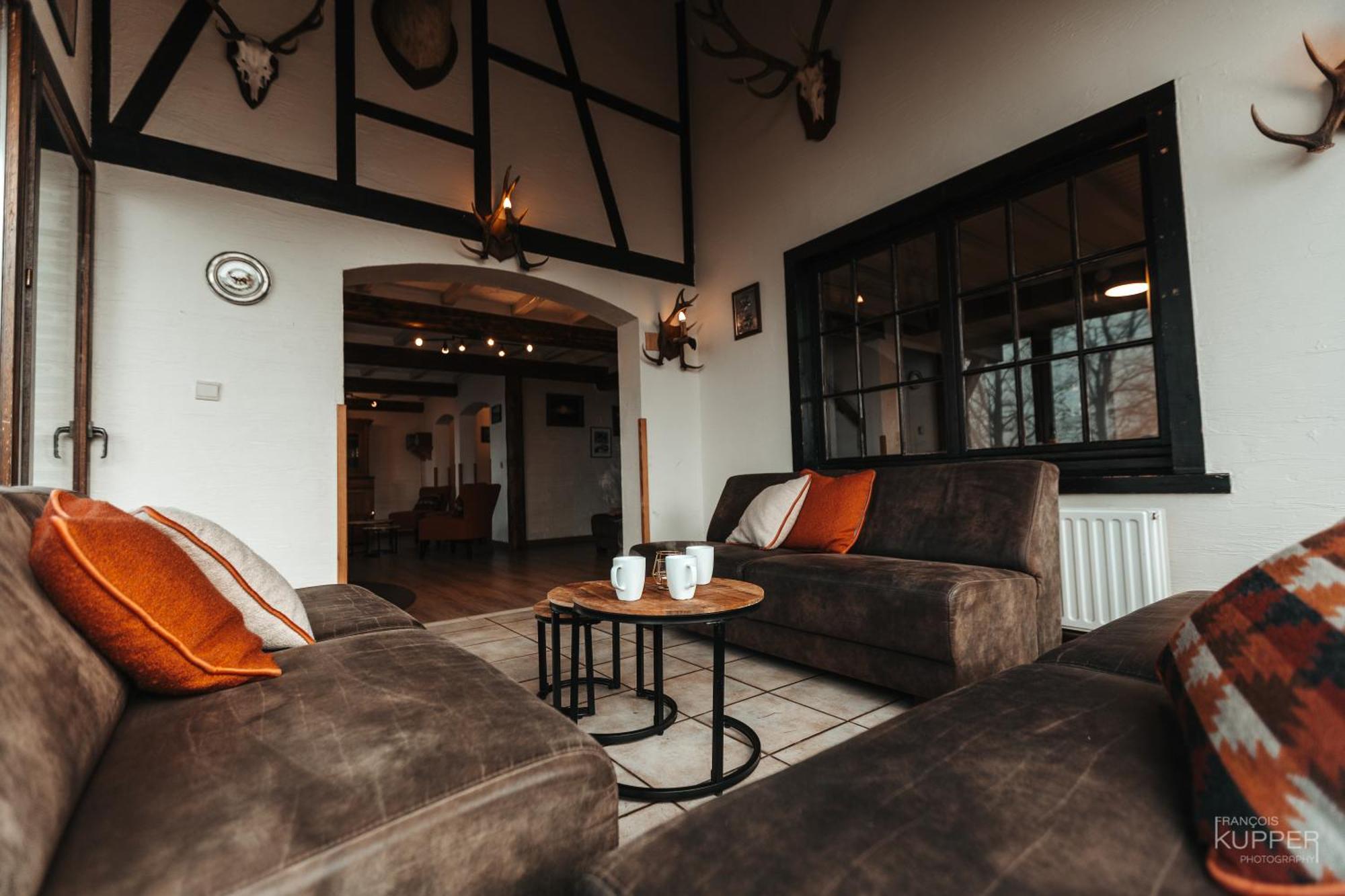 Le Grand Cerf 25 Pers, Malmedy- Chalet Rustique, Jardin Экстерьер фото